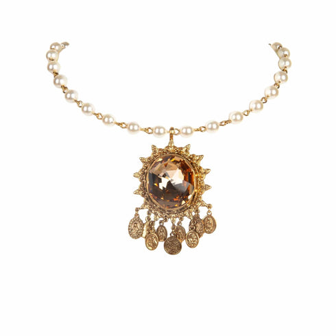 Iconic 6mm Cream Pearl Choker with Tribal Medallion - Gold