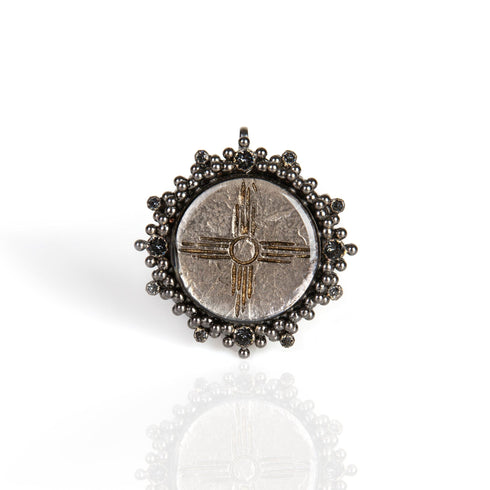 Cloister Grande Zia Medallion