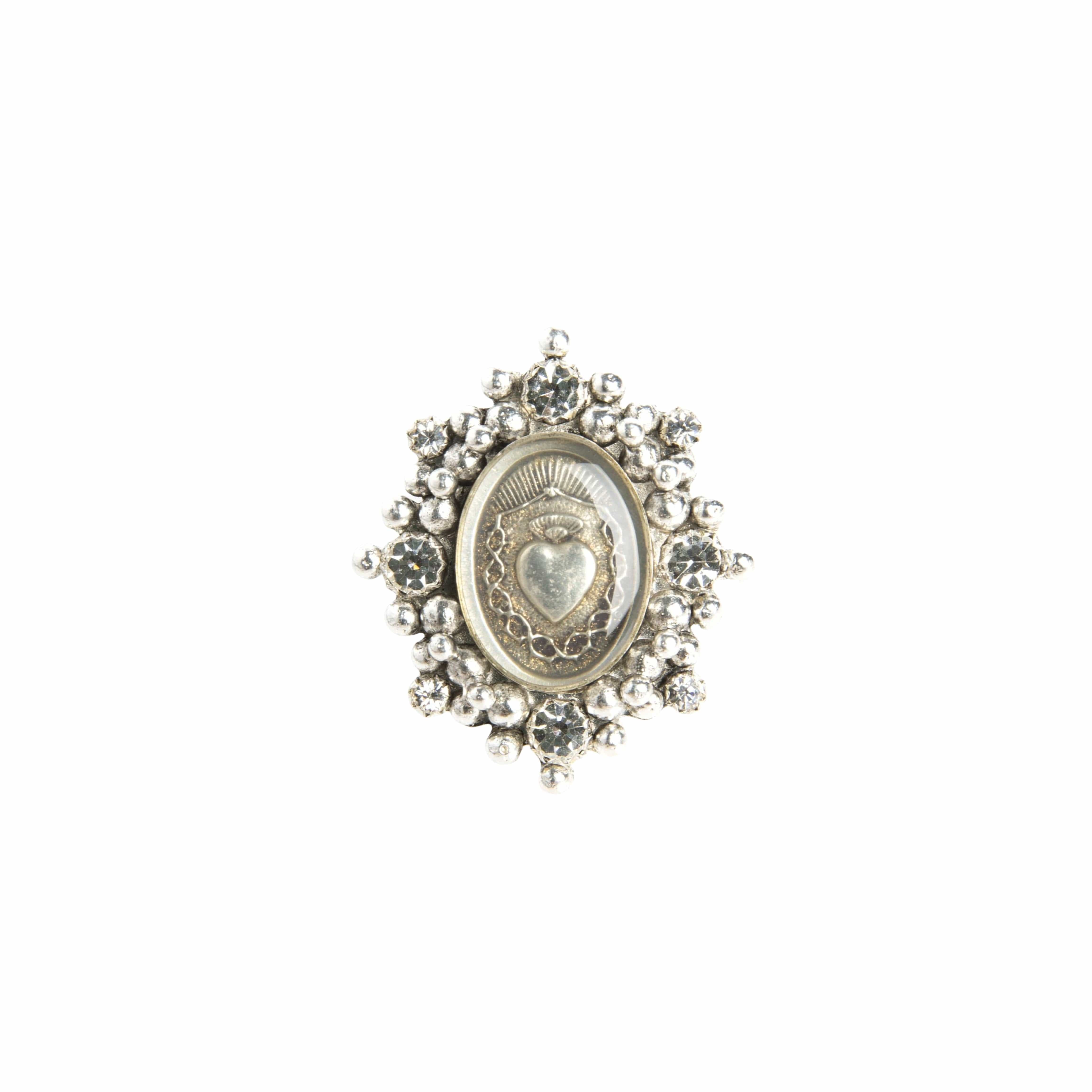 OvalCloisterSacredHeartbs_4608